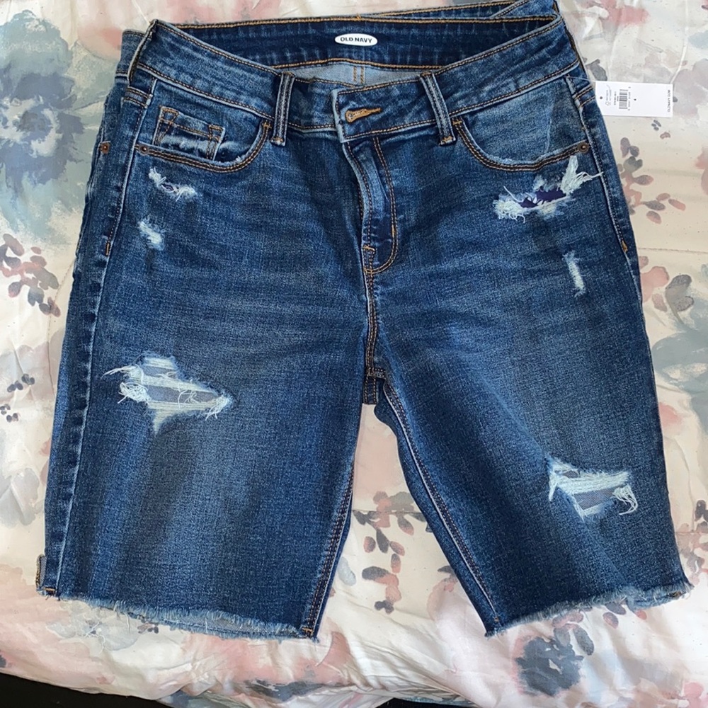 Brand new cut out Bermuda shorts